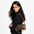 Louis Vuitton Pochette Liv